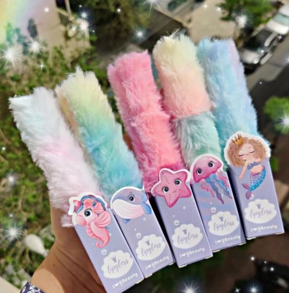 Class Shop New Pack of 5 Makeup deal with cosmetics bag